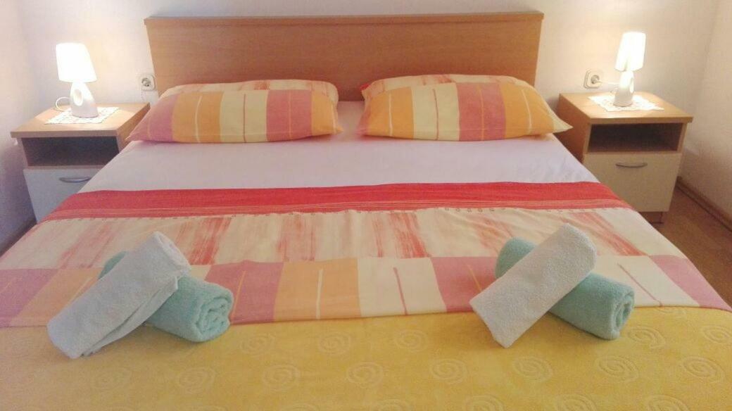 Apartment Peris Sevid Luaran gambar