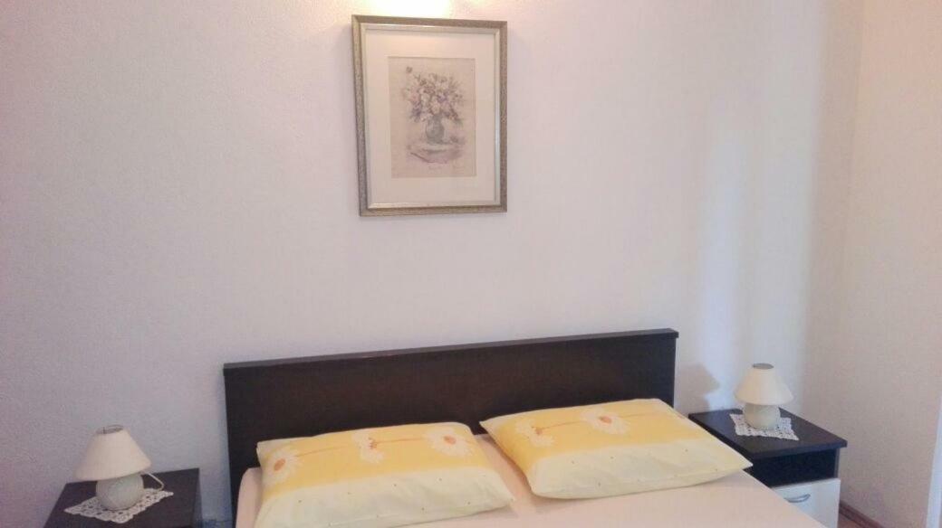 Apartment Peris Sevid Luaran gambar